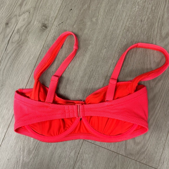 Aerie Unlined Underwire Coral Bikini Top - Picture 2 of 3